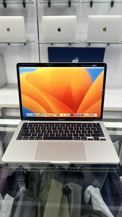 MacBook Pro M2 16/512