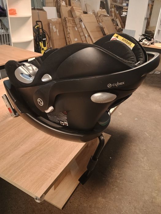 Столче за кола Cybex Aton Q Plus с база Q-fix