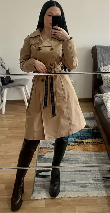 Trench coat GUESS