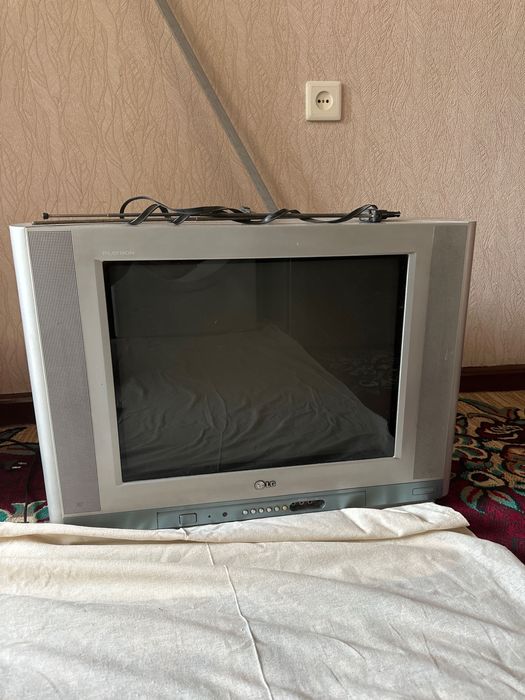 Телевизор состояние отличное