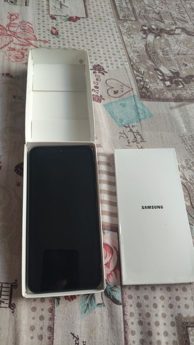 Vind telefon mobil Samsung S21 Galaxy  impecabil preț 500 lei neg