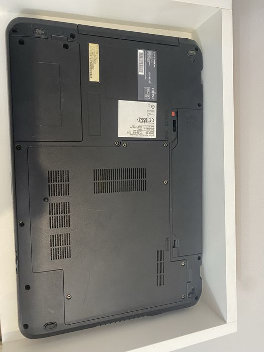 Fujitsu рабочий ноут