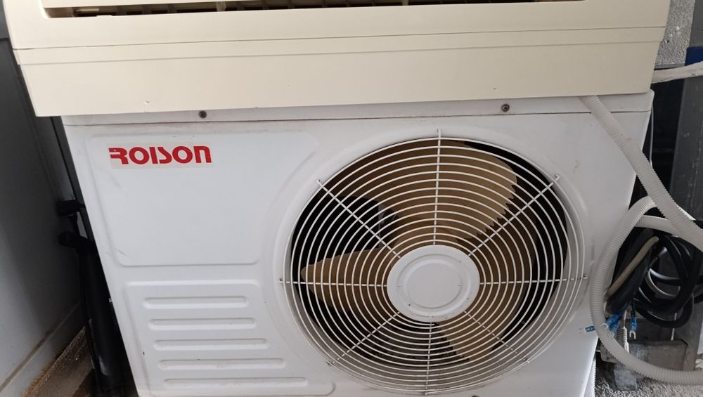 Кондиционер 12 сотилади