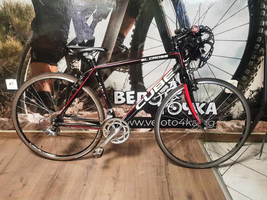 Хибриден Велосипед Cube