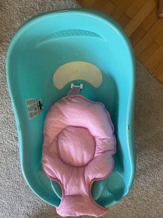 Ваничка за къпане на бебе със стойка с