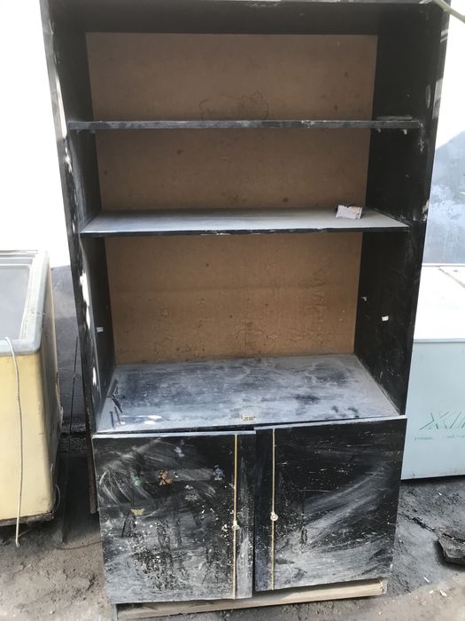 Mebel oshxonaga yoki zalga