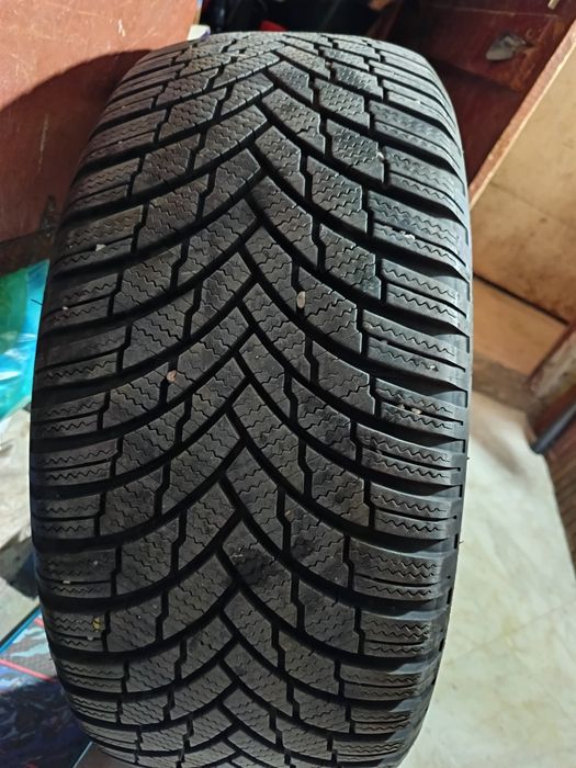 Зимни гуми firestone  225/50 R17