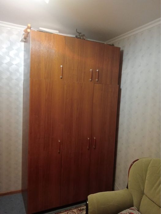 Шкаф для одежды. В отличном состоянии