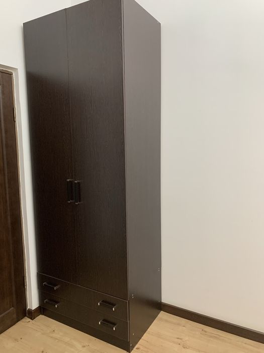 Шкаф для одежды, цвет коричневый