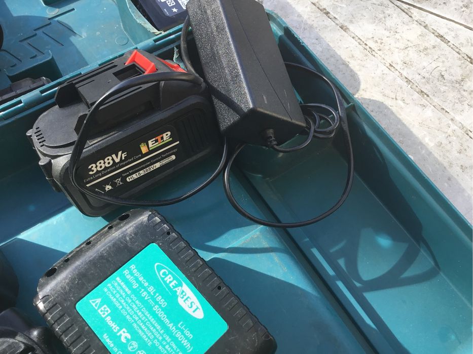 Rotopercutor makita pe acumulatori