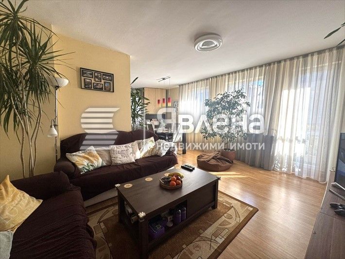 Продава се Тристаен апартамент в София, Овча купел - 84 кв.м за 2558 €/кв.м - Снимка #2