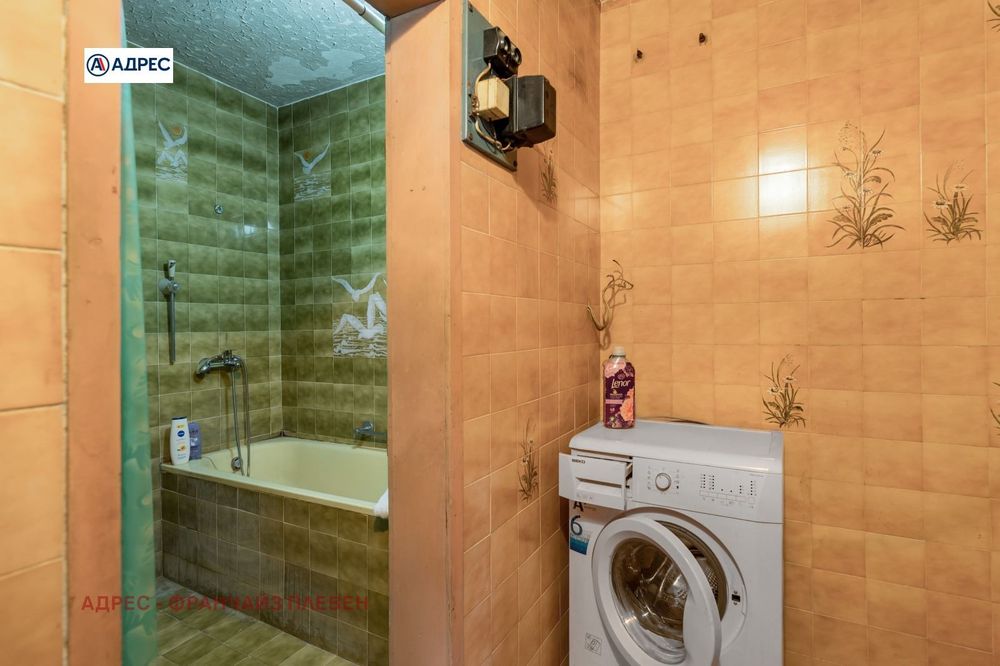 Продава се Многостаен апартамент в Плевен, 9-ти квартал - 106 кв.м за 674 €/кв.м - Снимка #10