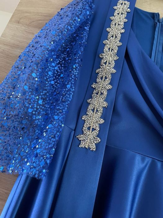 Vand rochița noua cu eticheta