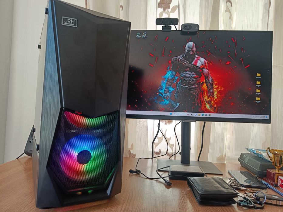 PC Unitate GAMING Ryzen 7 2700X 4.30Ghz/RX580 8GB/16GB DDR4/SSD GTA V