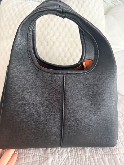 Черна чанта от еко кожа