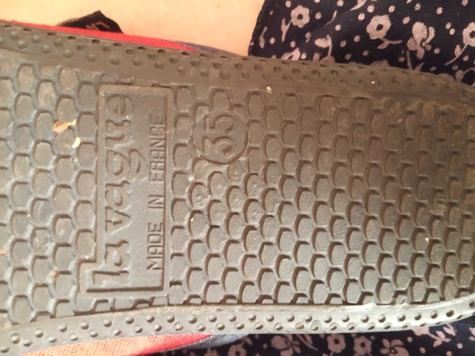 Детски пантофи с твърда подметка