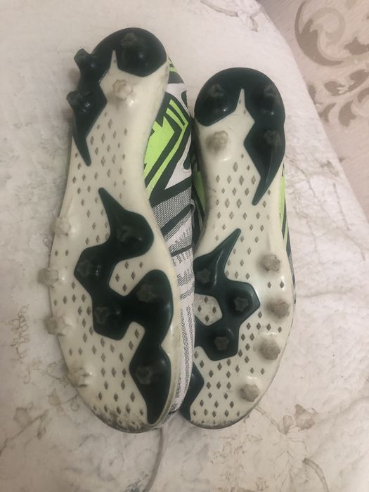 Сороконожки бутсы, с шипами 44 размер