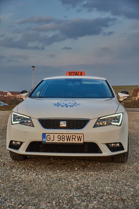 Scoala de soferi. Instructor auto . Atestate profesionale