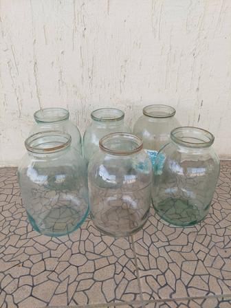 Банки 2-3литра  .