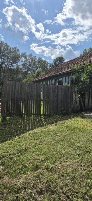 Casă batraneasca de vanzare