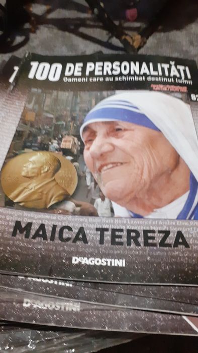 100 de personalități