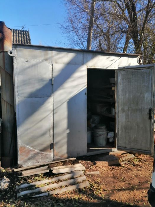 Продам перенасной гараж