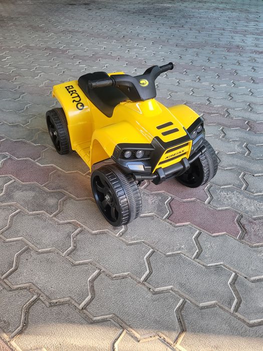 Квадроцикл в отличном состоянии