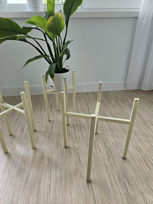 Подставки для цветов