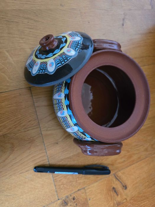 Традиционна българска керамика