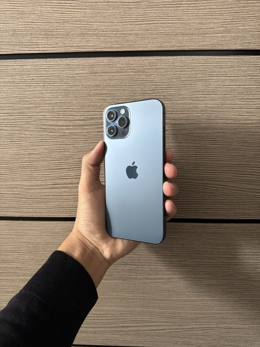 Айфон 12 про Макс