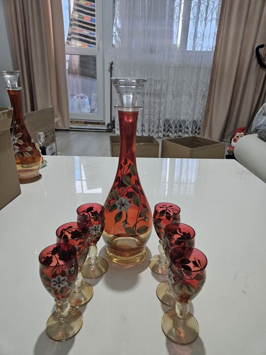 Set pahare  și carafă