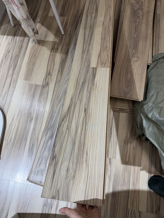 Ламинат б/у продам