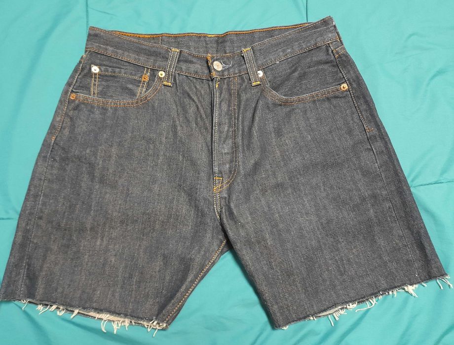 Levis Straus barbatesti scurti 33cu 34