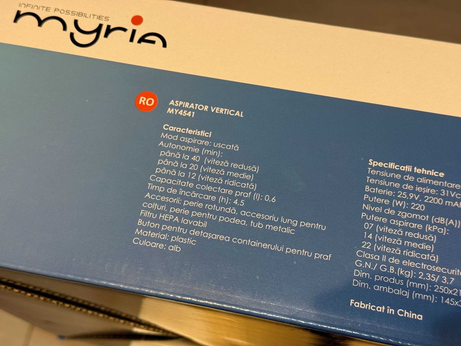 Aspirator vertical Myria MY4541 sigilat