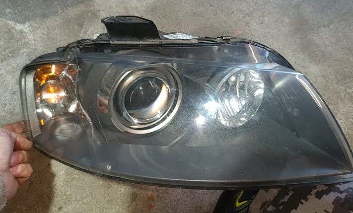 Фарове Audi A3 8P Bi Xenon 2003г-2009г
