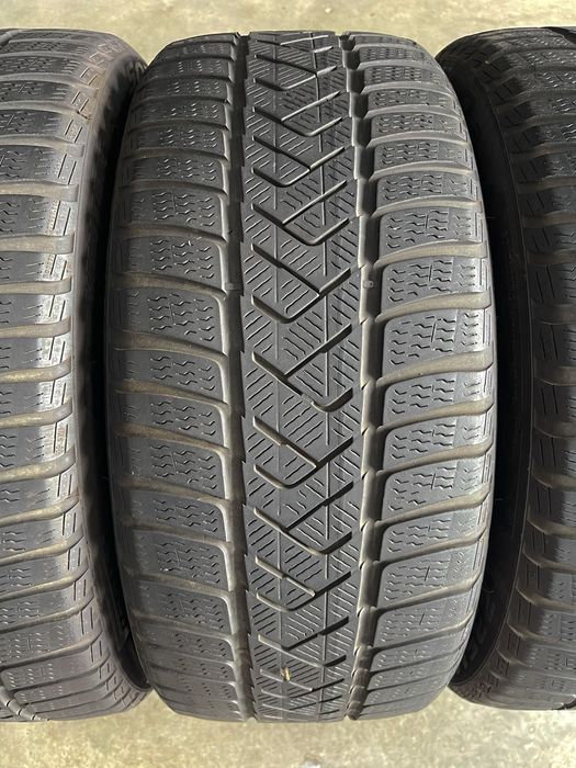 Set Anvelope Cauciucuri M+S Pirelli 235 45 R18 DOT 2021