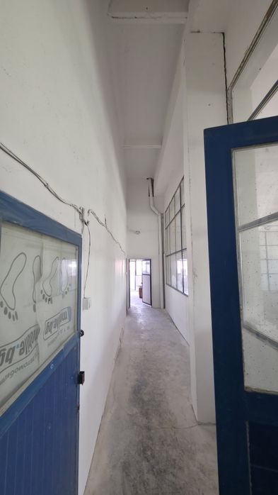 Дава се под наем Промишлена сграда в Перник, Мошино - 700 кв.м за 3500 € - Снимка #4
