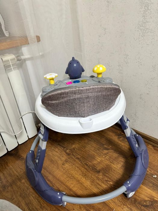 Продам кровать-люлька и ходунки