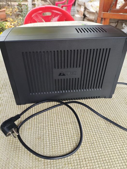Ups APC 1400VA 700w