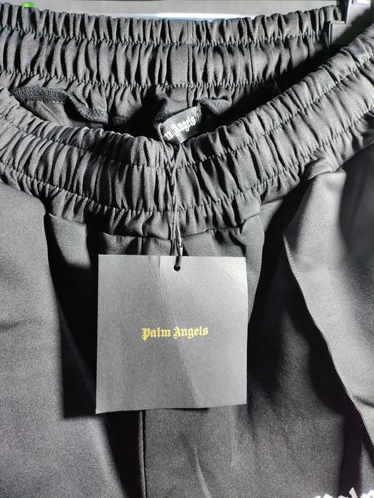 Pantaloni scurti Palm Angels marimea M