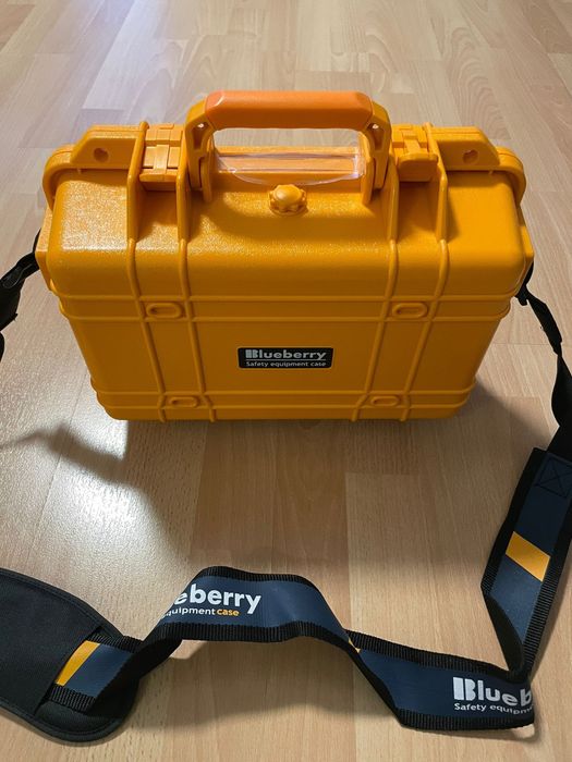 Geanta impermeabila rezistenta la socuri cu burete modular