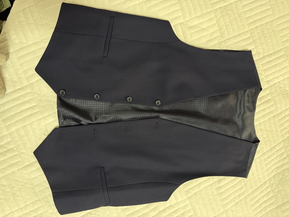 Продается  мужской костюм