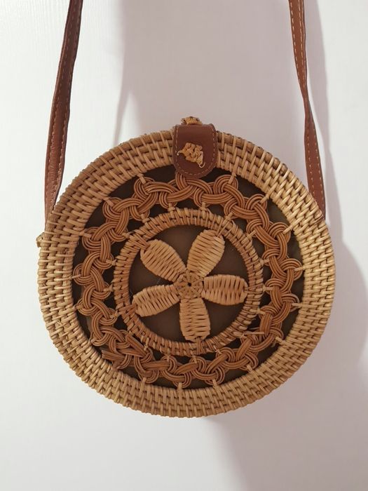 Черна дамска чанта Longchamp