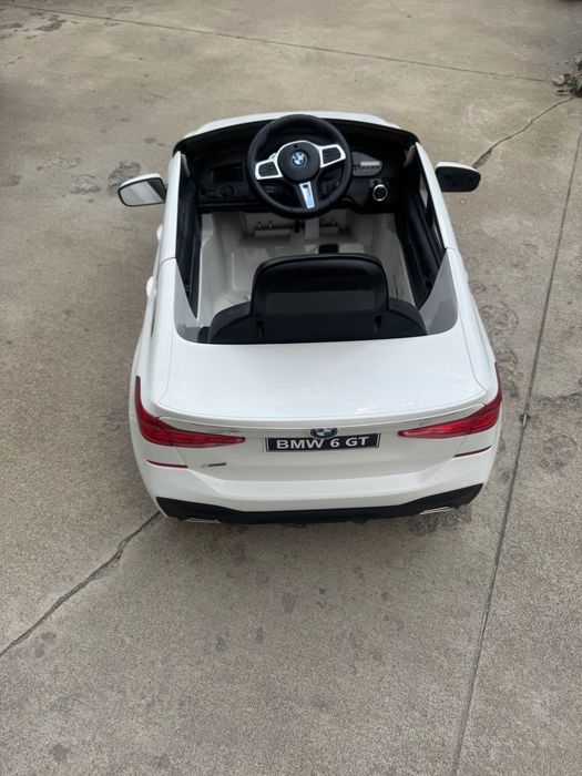 Електрическа кола BMW