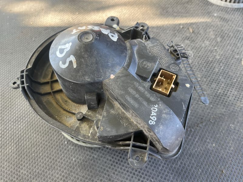 Вентилатор парно Volkswagen Passat B5