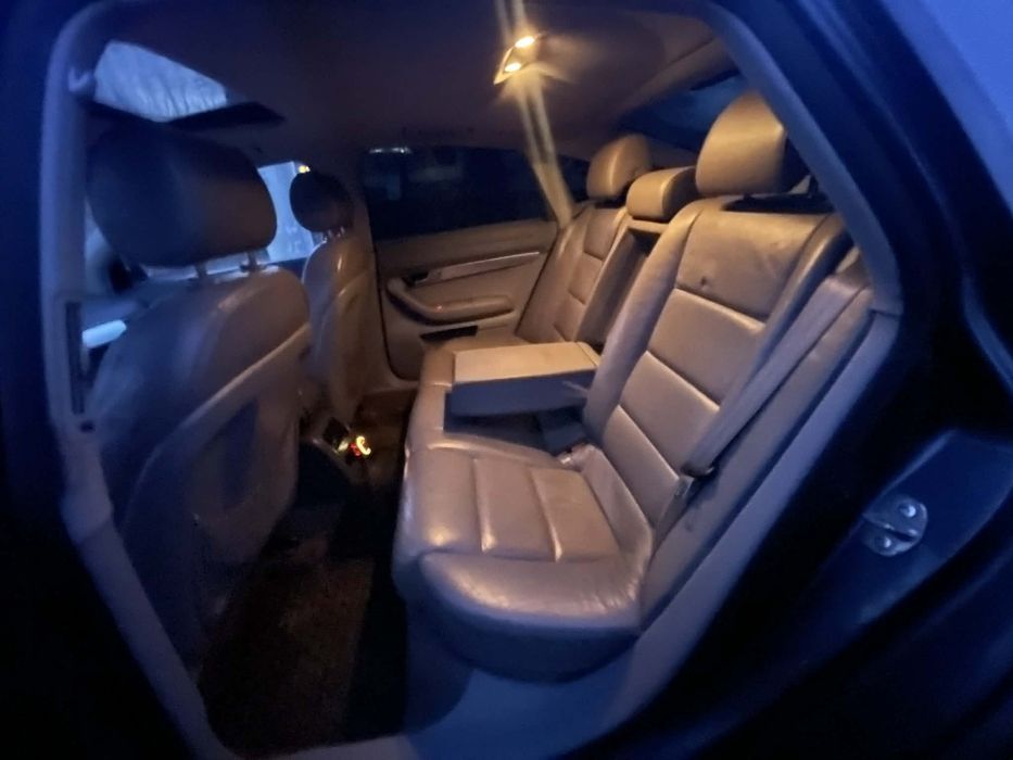 VÂND Audi A6 C6 3.0 V6 TDI – 235 CP – FULL DOTĂRI