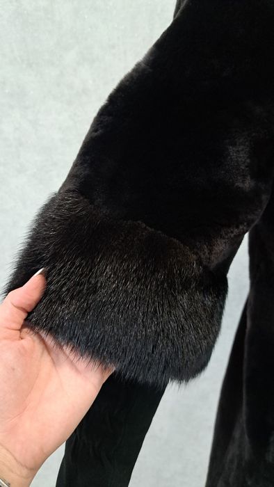 Шуба мутон в отличном состоянии