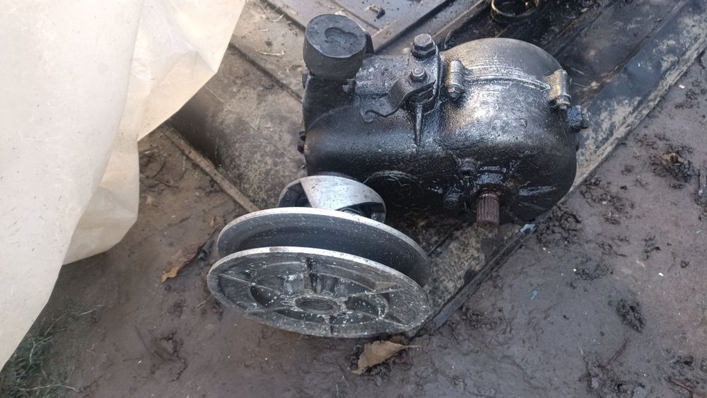 Cutie de viteze sh funcțional fără variator pe ea de mașină aixam 400 preț 2500lei fix nu schimb campina