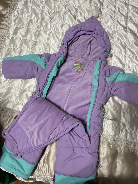 Продам зимнею детскую куртку