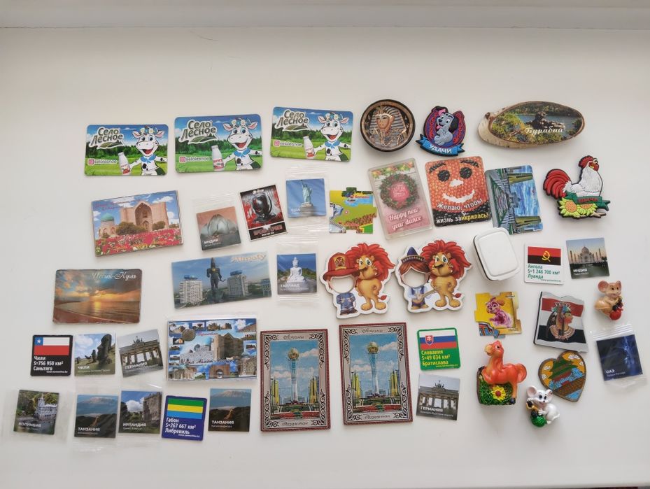 Отдам все магниты на холодильник за 2000